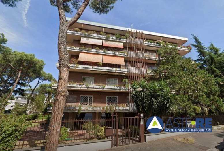 appartamento in vendita a Roma in zona Mostacciano