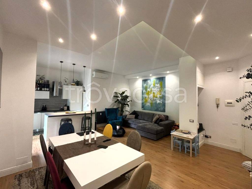 appartamento in vendita a Roma
