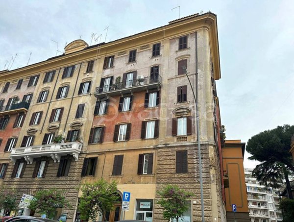 appartamento in vendita a Roma in zona Appio Latino
