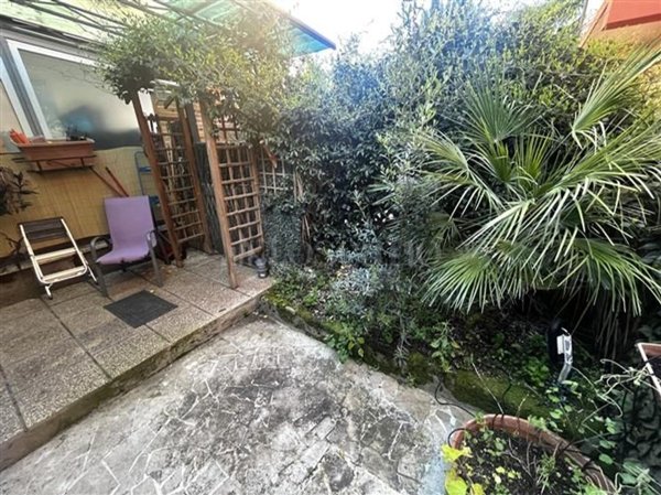 appartamento in vendita a Roma in zona Appio Pignatelli