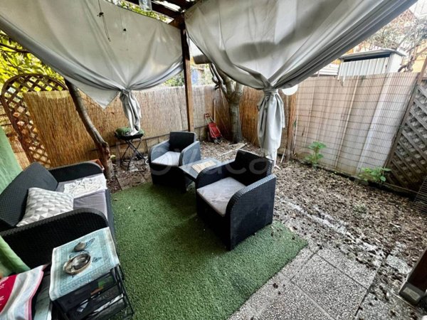 appartamento in vendita a Roma in zona Appio Claudio