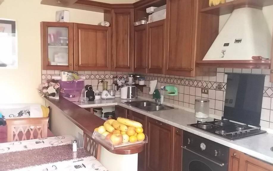 appartamento in vendita a Roma in zona Tomba di Nerone