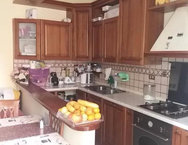 appartamento in vendita a Roma in zona Tomba di Nerone