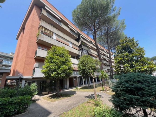 appartamento in vendita a Roma in zona Labaro