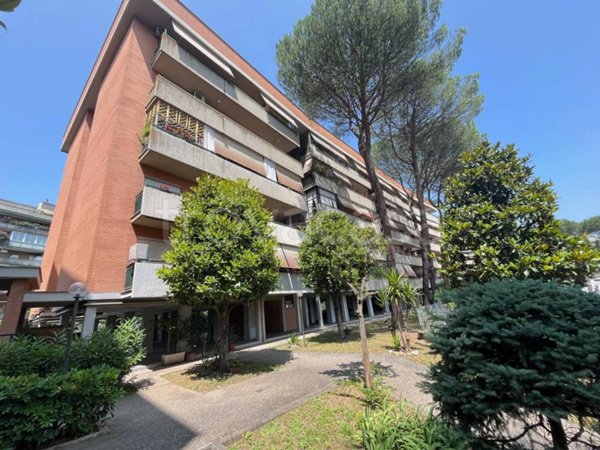 appartamento in vendita a Roma in zona Labaro