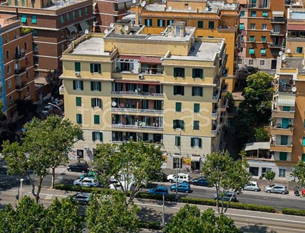 appartamento in vendita a Roma in zona Gianicolense