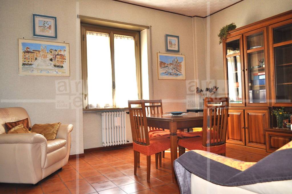 appartamento in vendita a Roma in zona Ostiense