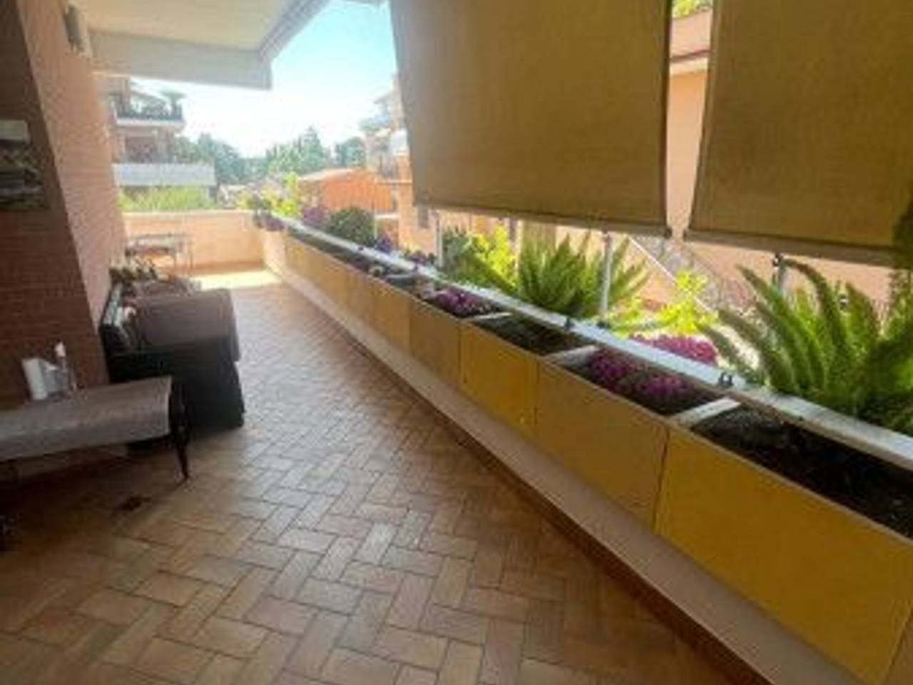 appartamento in vendita a Roma in zona Tomba di Nerone