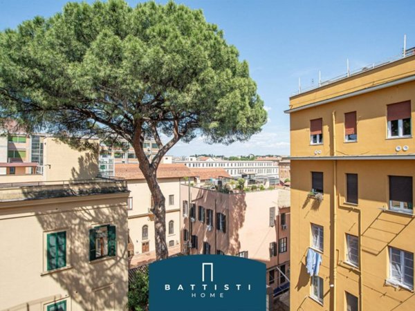 appartamento in vendita a Roma in zona Trastevere