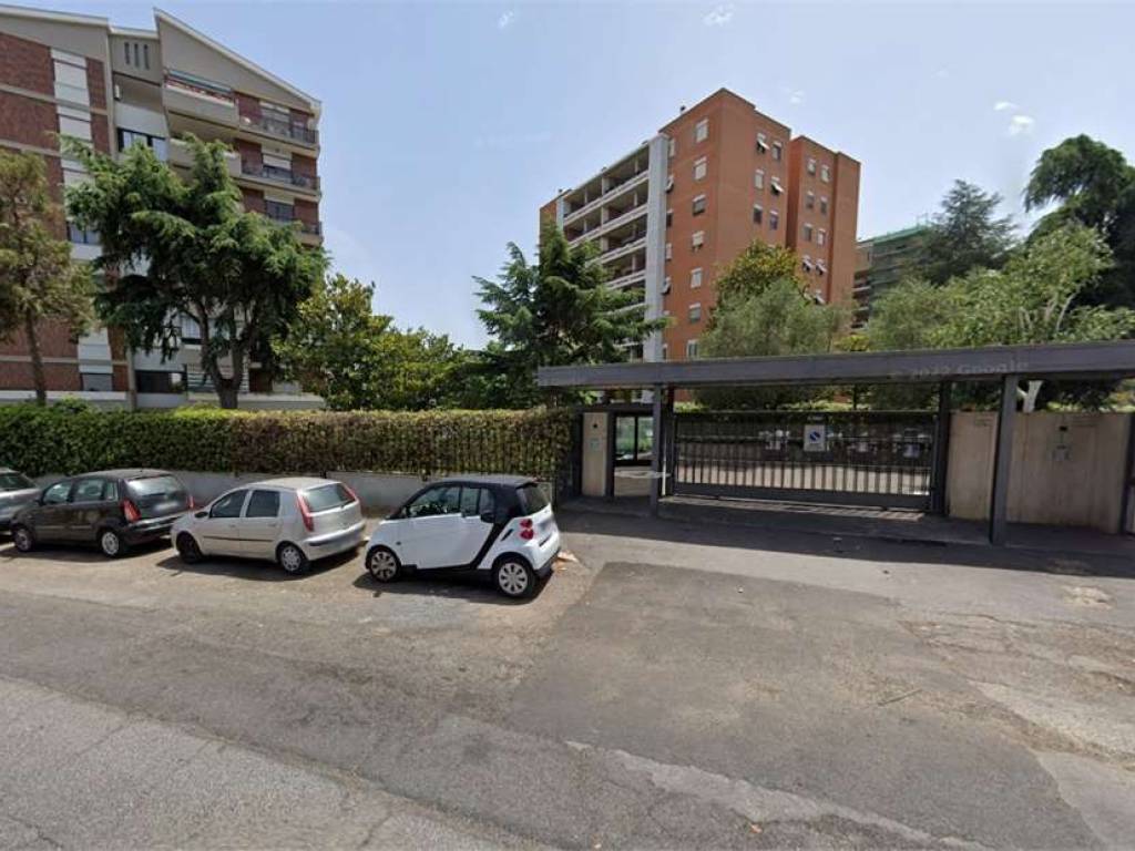 appartamento in vendita a Roma in zona Torrino
