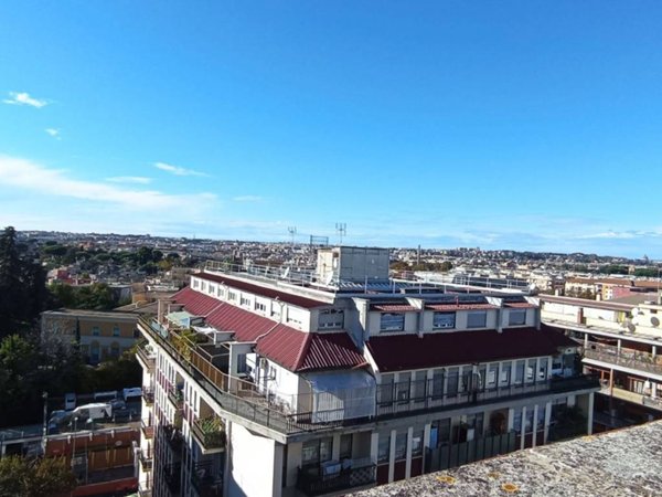 appartamento in vendita a Roma in zona Ostiense