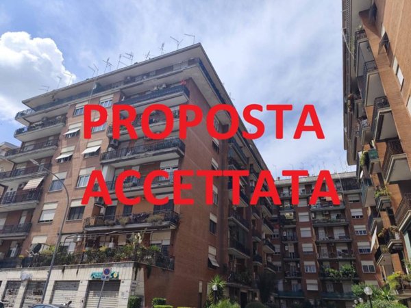 appartamento in vendita a Roma in zona Cinecittà