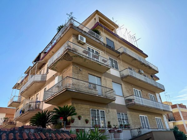 appartamento in vendita a Roma in zona La Pisana