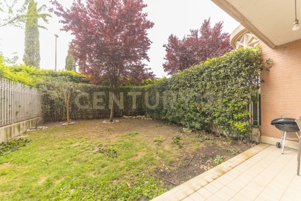 appartamento in vendita a Roma in zona Tor di Quinto