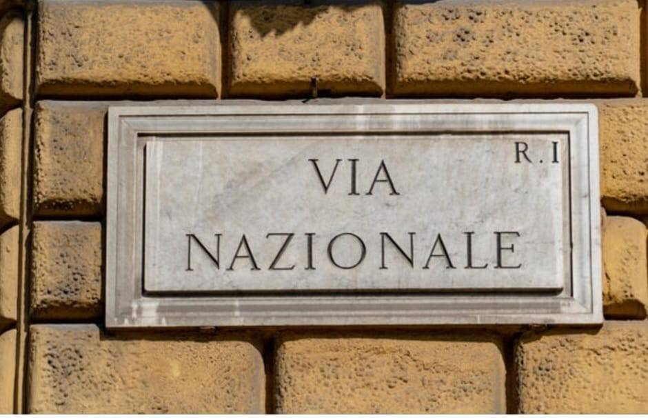 negozio in vendita a Roma in zona Rione Monti/Campitelli