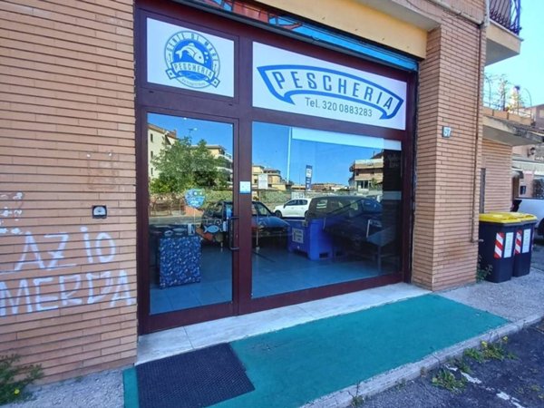 negozio in vendita a Roma in zona Trionfale