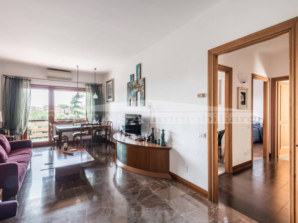 appartamento in vendita a Roma in zona Vigna Murata