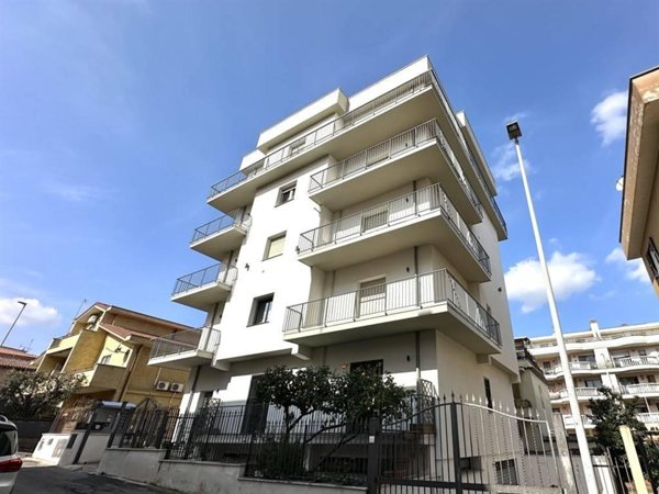appartamento in vendita a Roma in zona Finocchio