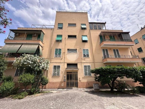 appartamento in vendita a Roma in zona Appio Claudio