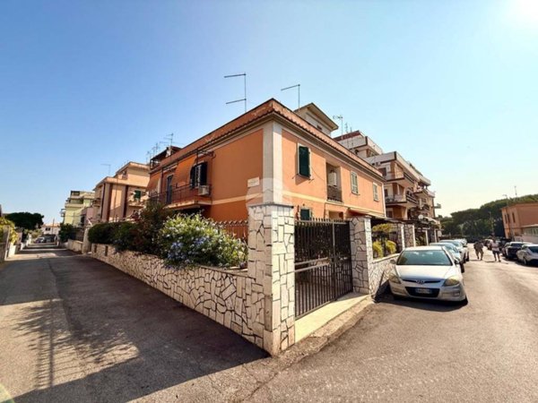 appartamento in vendita a Roma in zona Tor Sapienza
