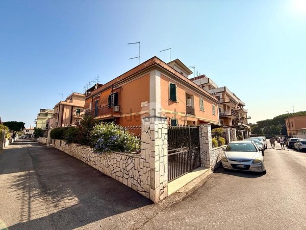 appartamento in vendita a Roma in zona Tor Sapienza