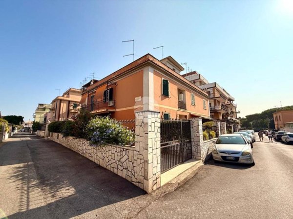casa indipendente in vendita a Roma in zona Tor Sapienza