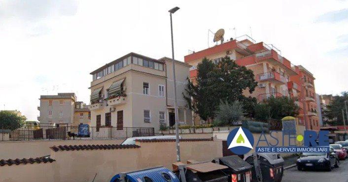 appartamento in vendita a Roma in zona Acilia