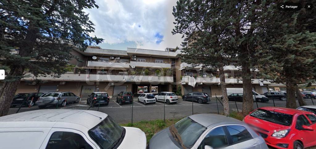 appartamento in vendita a Roma in zona Ponte Mammolo