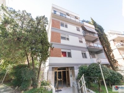appartamento in vendita a Roma in zona Ostiense