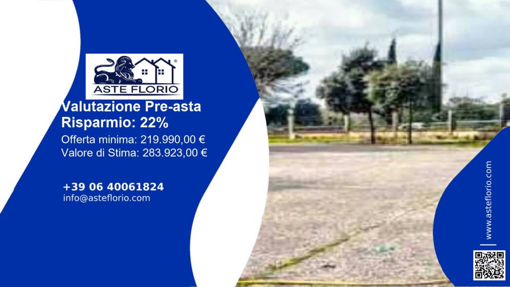 locale commerciale in vendita a Roma in zona Appio Claudio