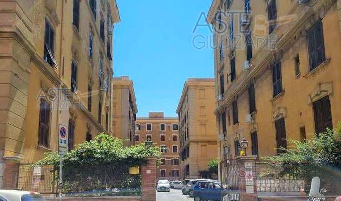 appartamento in vendita a Roma in zona Tor di Quinto