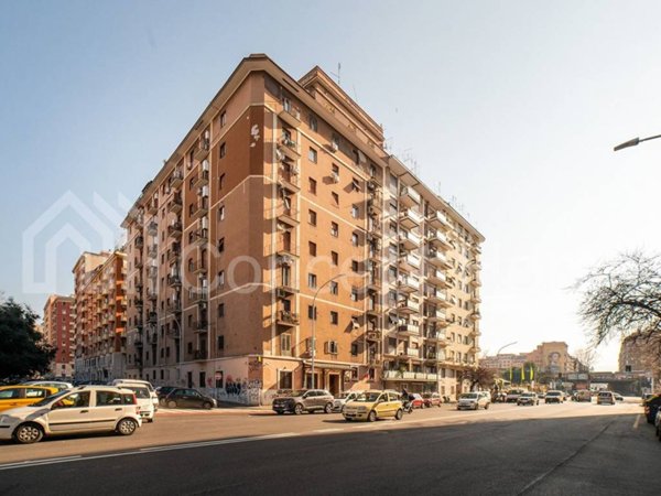 appartamento in vendita a Roma in zona Tuscolano