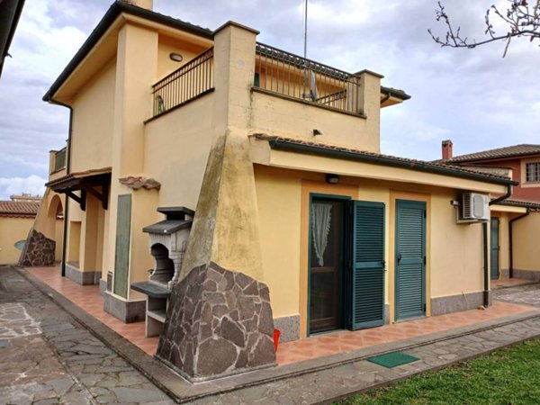 appartamento in vendita a Roma in zona Ponte di Nona