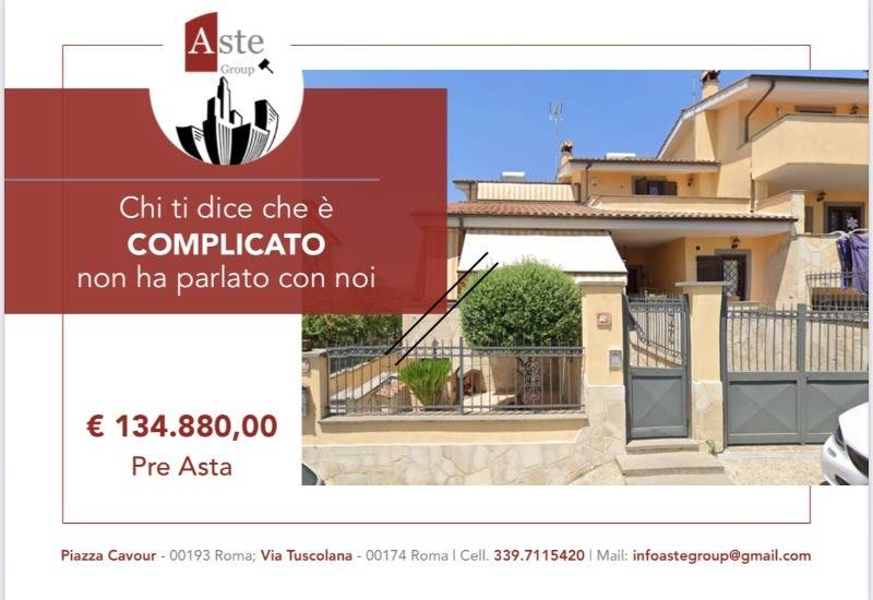 appartamento in vendita a Roma in zona Valle Muricana