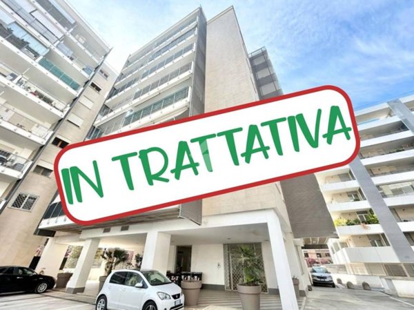 appartamento in vendita a Roma in zona Fonte Laurentina