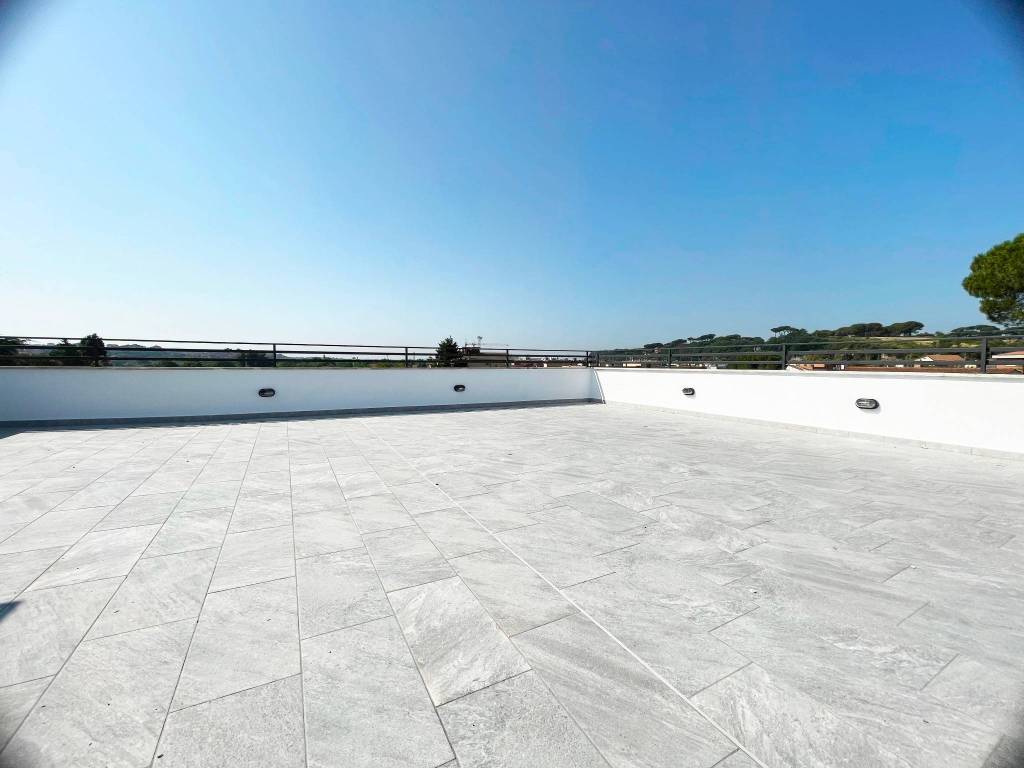 appartamento in vendita a Roma in zona Grottarossa