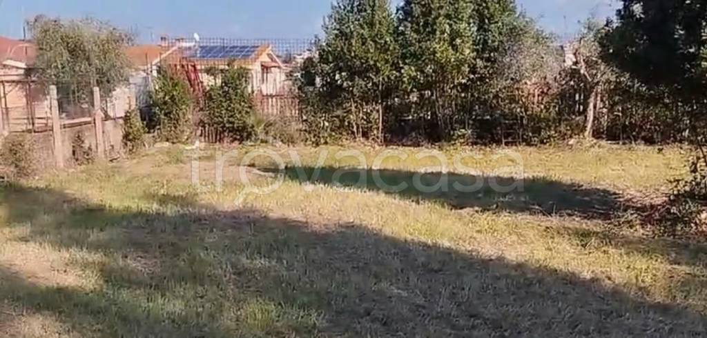 terreno agricolo in vendita a Roma in zona Colle dei Pini