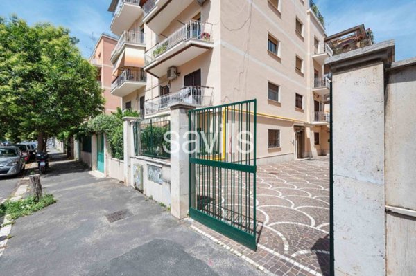 appartamento in vendita a Roma in zona Prenestino-Centocelle