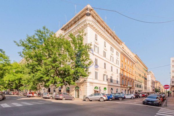 appartamento in vendita a Roma in zona Rione Prati