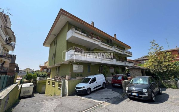 appartamento in vendita a Roma in zona Grottarossa
