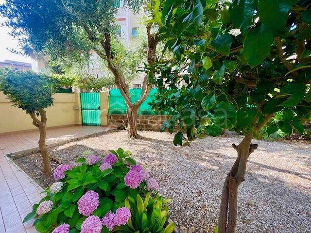 appartamento in vendita a Roma in zona Ostia