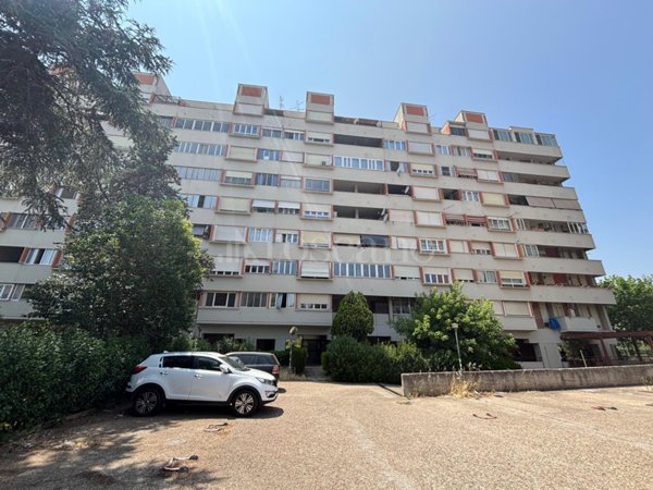 appartamento in vendita a Roma in zona Spinaceto
