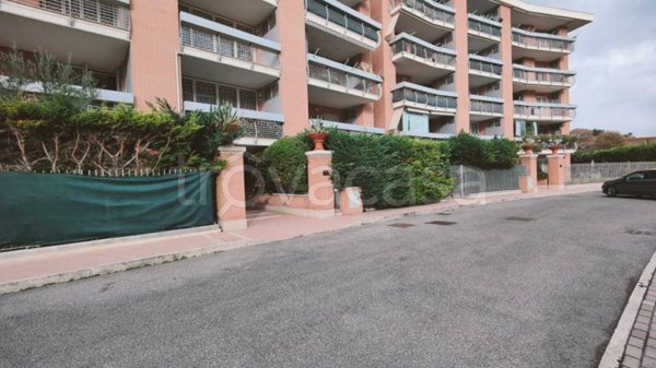 appartamento in vendita a Roma in zona Ostiense