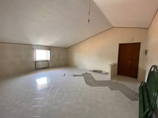 appartamento in vendita a Roma in zona Casal Morena