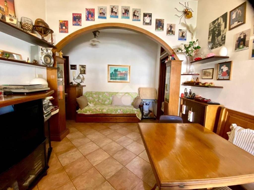 appartamento in vendita a Roma in zona Cinecittà