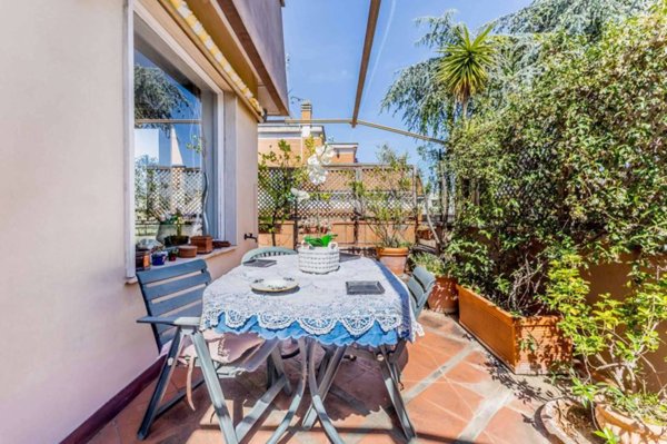 appartamento in vendita a Roma in zona Tor di Quinto