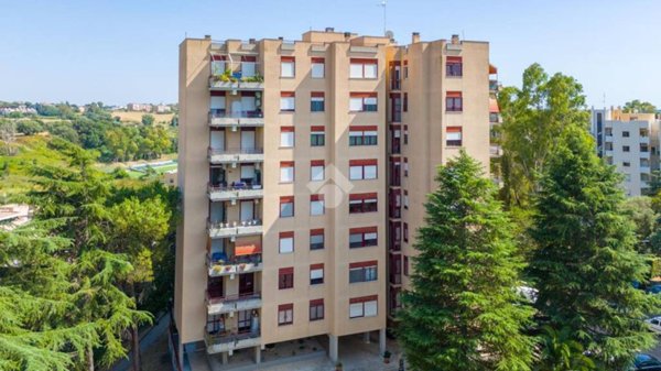 appartamento in vendita a Roma in zona Gianicolense