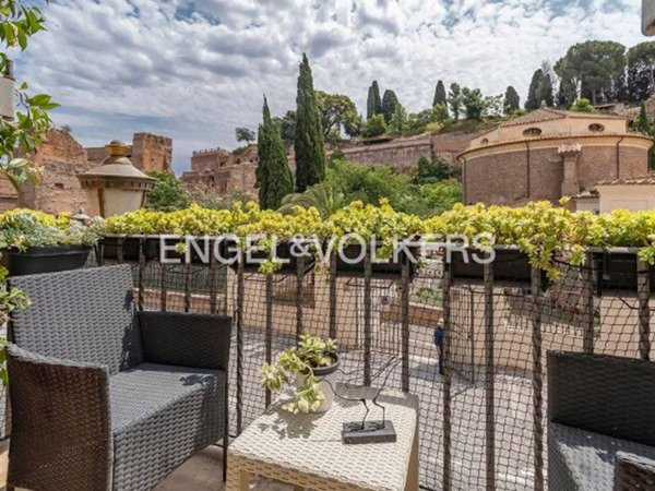 appartamento in vendita a Roma in zona Celio