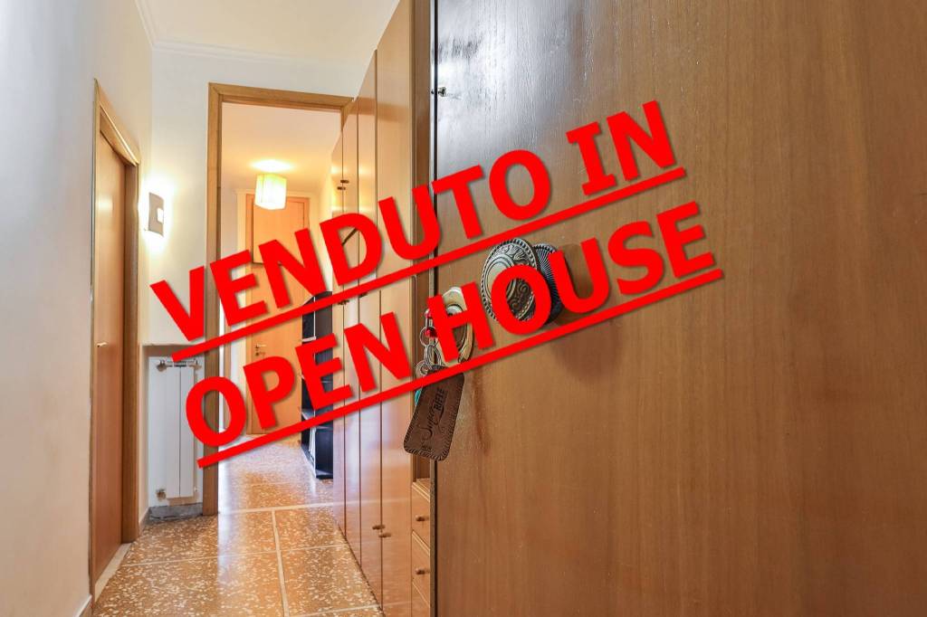 appartamento in vendita a Roma in zona Appio Claudio