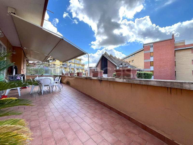 appartamento in vendita a Roma in zona Aurelio